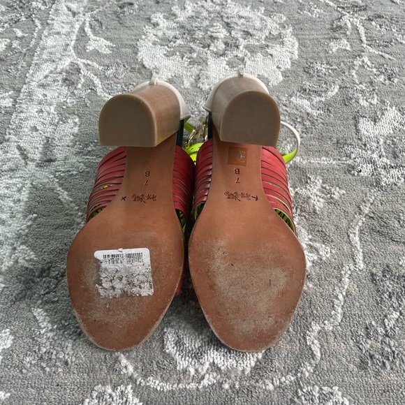 Coach sandal multicolor size 7 - Picture 5 of 5